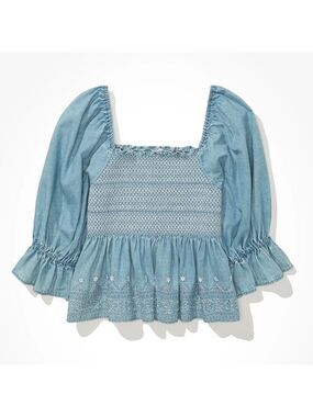 American Eagle Smocked Blue Embroidered XS Crop